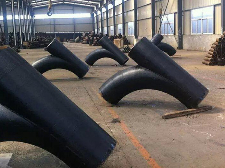 斜三通